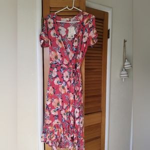 Everleigh floral wrap dress, size small NWT